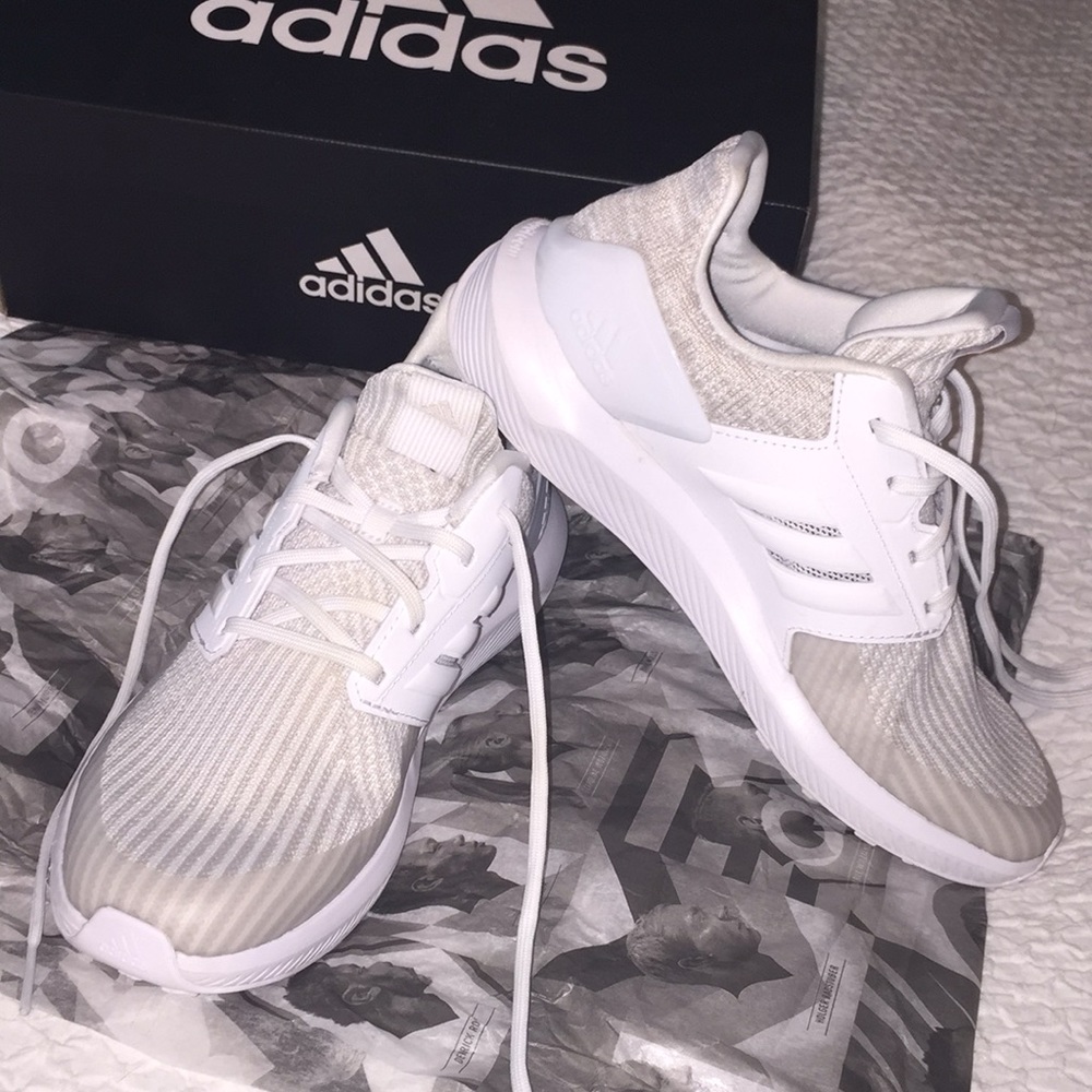 ADIDAS white knit sneaker